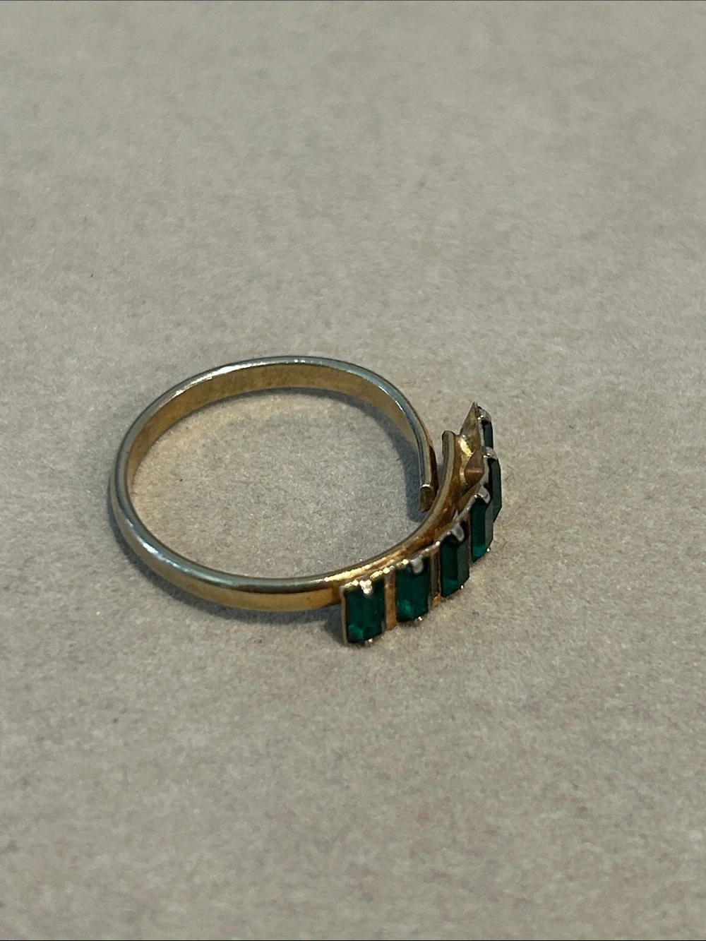 Emerald Barband Adjustable Ring - Green Gemstone Band